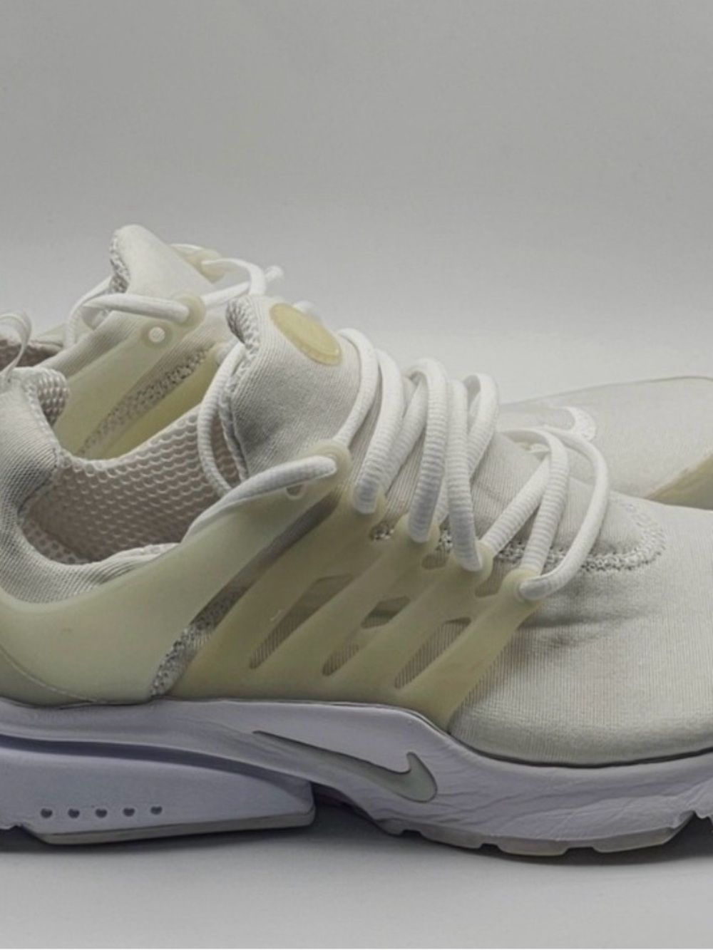Nike Air Presto Shoes Mens 10 White Mesh Running
Sneakers CT3550-100